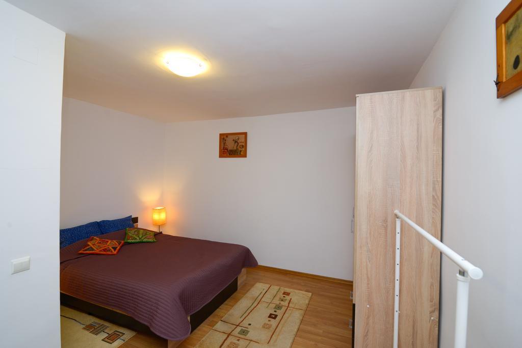 Otopeni Therme Airport Apartment Номер фото